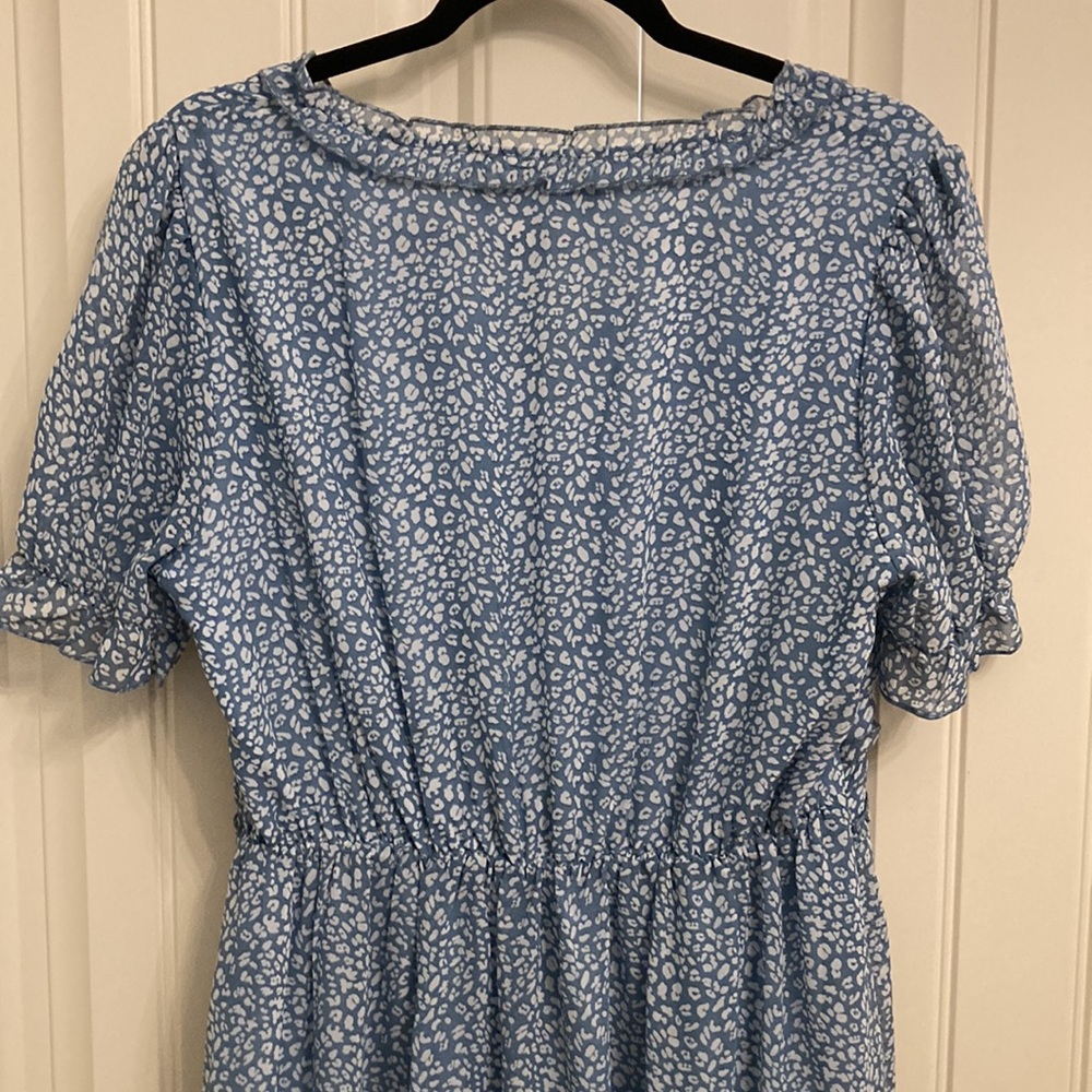 Spring dress - size large - Picture 8 of 8